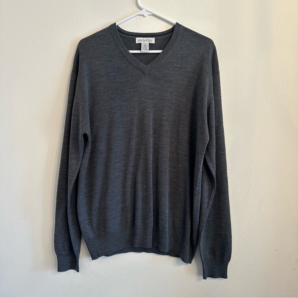 Anthology 100% Silk V-Neck Grey Sweater